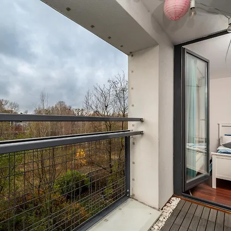 Gorczewska 181 Free Garage By Perfect