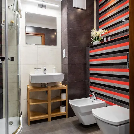 Gorczewska 181 Free Garage By Perfect *